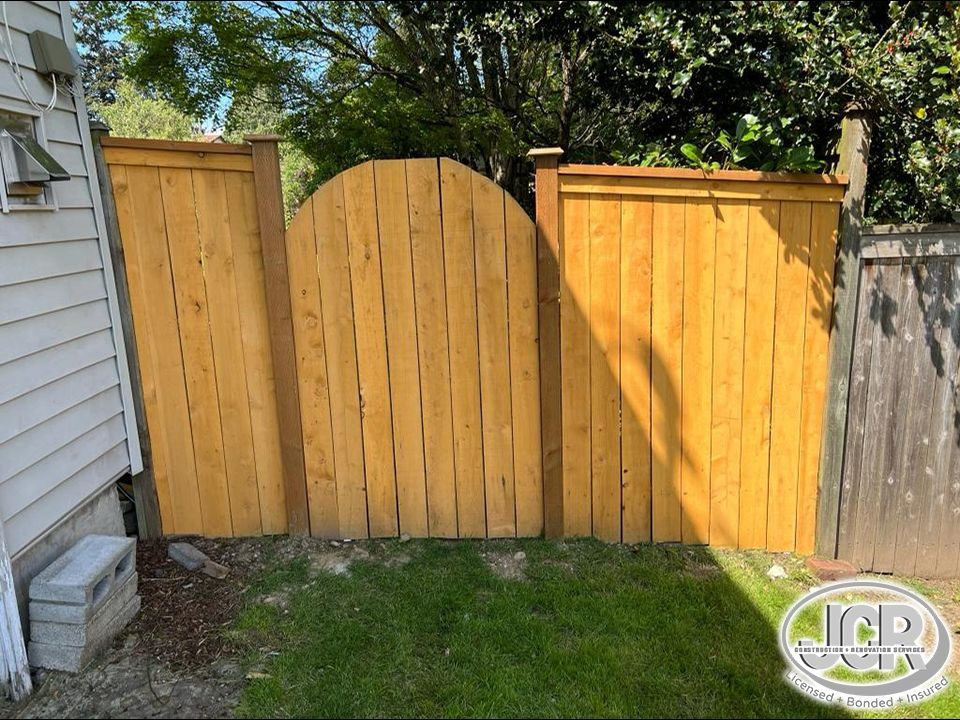JCR Construction — Fences & Landscaping