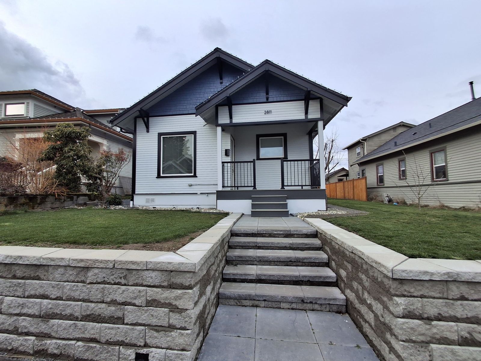 JCR Construction — full exterior renovation craftsman home, Everett WA